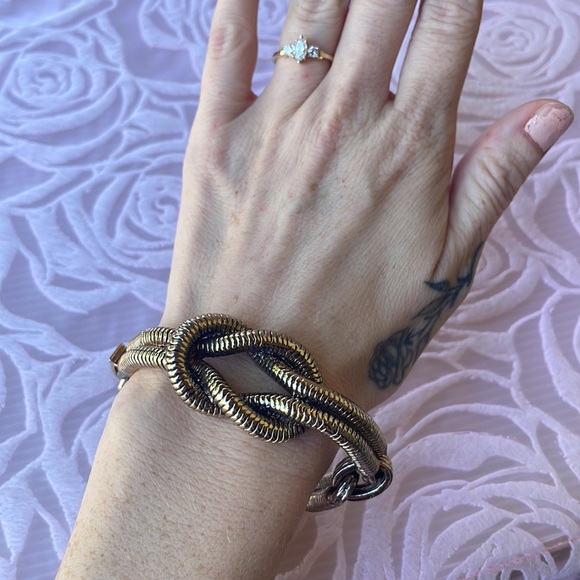 Vintage Brass Plated Knot Cuff Metal Bracelet - Picture 2 of 6